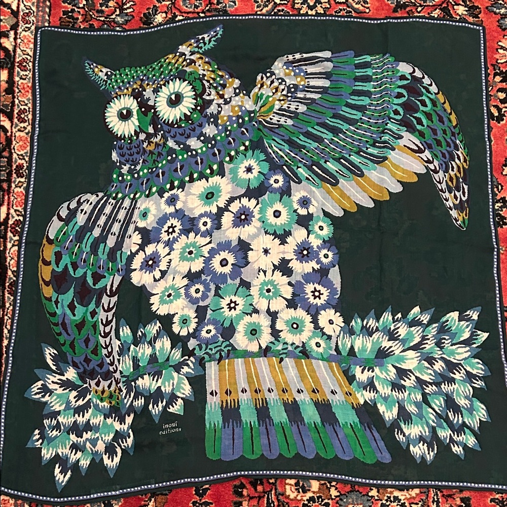 Inoui Editions NWOT Green Owl Print Scarf
